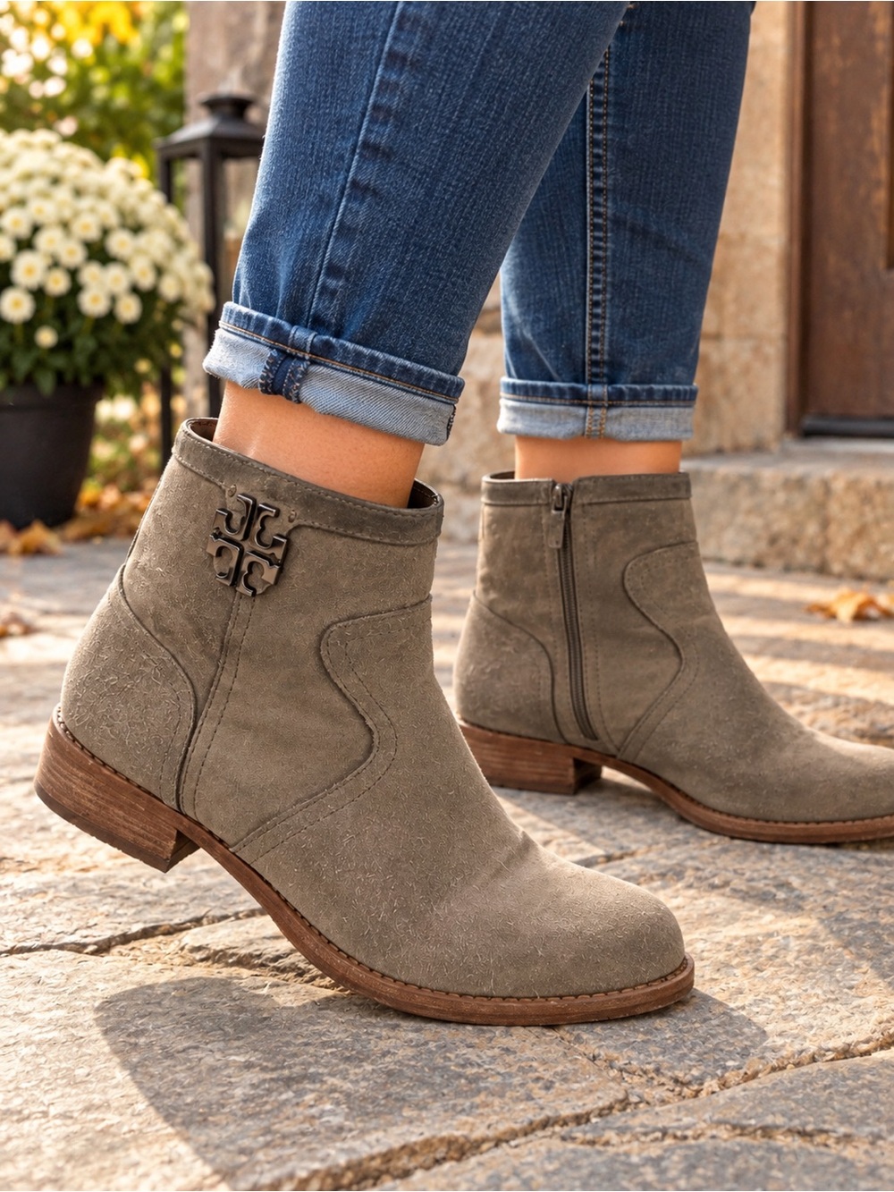 Tory Burch Olive Taupe Suede Ankle Booties size 9.5 READ DESC